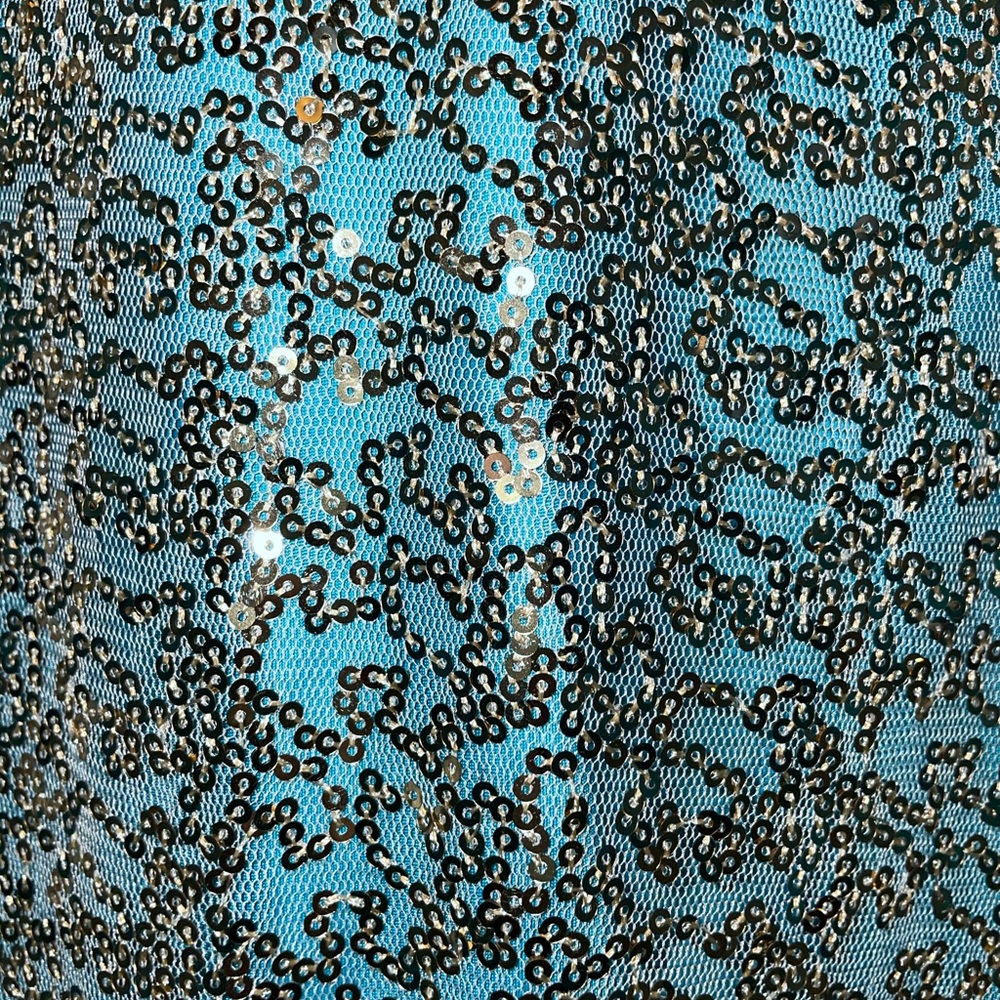 La Femme Prom dress - Beautiful and sparkly!!  Strapless - Picture 3 of 7